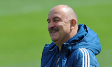 Черчесов отреагировал на противостояние Алипа и Самородова