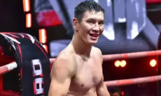 Скандально известный боксер из Казахстана подрался в эфире. Видео