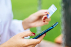 Где и как казахстанцам проверить IMEI своего телефона