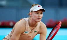 Елене Рыбакиной предрекли проблемы в матче за полуфинал турнира во Франции