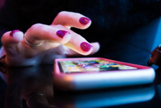 Семь самых опасных приложений в смартфоне