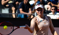 Елена Рыбакина сыграла за выход в полуфинал турнира во Франции