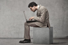 Сидячий образ жизни ускоряет развитие болезни Альцгеймера