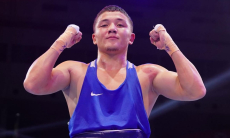 Сменивший гражданство узбекистанский боксер принес «золото» Казахстану