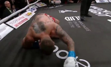 Нокаут решил исход исторического боя за титул чемпиона мира. Видео