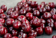 Стало известно, сколько черешни можно съесть без вреда для фигуры