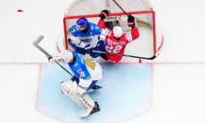Голкипер сборной Казахстана стал автором одного из лучших сэйвов чемпионата мира