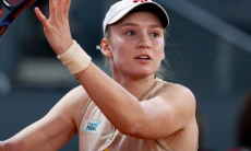 В России озвучили судьбу второго матча Елены Рыбакиной на «Ролан Гаррос»
