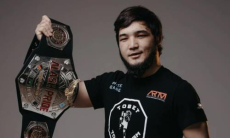 Экс-чемпион из Казахстана пообещал устроить Big Drama Show