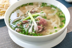 Крупная или мелкая — какой солью нужно солить суп