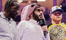 Экс-чемпион мира сделал смелое предсказание на бой «Канело» — Кроуфорд