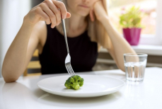 Врач раскрыла неожиданные последствия голодания для человека