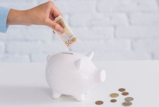 Живете от зарплаты до зарплаты? Как перераспределить расходы и выйти из минуса