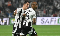 «Бешикташ» Зайнутдинова учинил разгром и вышел в Лигу Европы