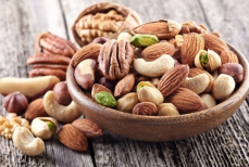 Что полезнее — пекан или грецкий орех