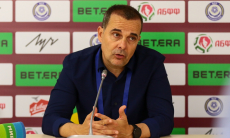 Наставник сборной Беларуси выразил недовольство после разгрома в матче с Казахстаном