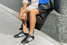 Vogue назвал трендовые кроссовки лета 2025