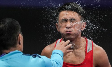 Громкая сенсация и разгромы. Как казахстанские боксеры бились за медали на топ-турнире