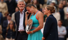 «Это было грубо». Арину Соболенко раскритиковали за слова после финала «Ролан Гаррос»