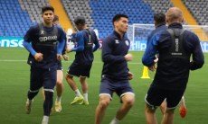 Сборная Казахстана провела тренировку перед матчем с Северной Македонией. Видео