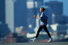 Ходьба по девять тысяч шагов в день может снизить риск развития рака на 16%