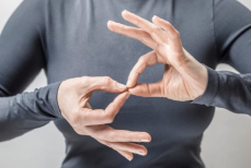 В Казахстане появился электронный словарь жестового языка