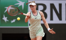 Рыбакиной «записали» победу в четвертьфинале турнира в Лондоне