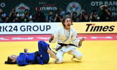 «Я не верю!» Абужакынова довела до слёз соперницу в финале чемпионата мира-2025. Видео