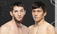 Назван фаворит боя Максум — Уланбеков на историческом турнире UFC