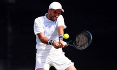 Казахстанский теннисист проиграл на старте турнира в Ноттингеме