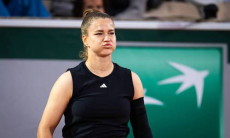 Топовые теннисистки снялись с турнира с участием Рыбакиной