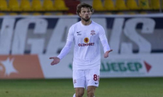 Известный российский защитник вернется в КПЛ