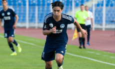 Казахстанский футболист помог своему клубу победить в чемпионате России