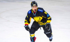 «Сарыарка» официально продлила контракт с нападающим