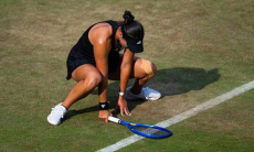 Чемпионка турнира с участием Рыбакиной вылетела после трехчасового матча-триллера