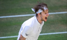 Казахстанец сенсационно обыграл лучшего теннисиста мира