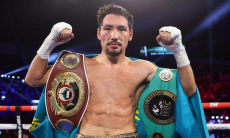 Алимханулы уделал чемпиона мира, который дрался с «Канело»