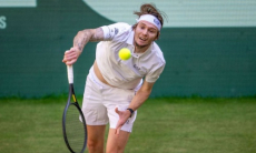 Лучшую ракетку Казахстана похвалили в России после победы над Медведевым