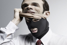 Ложная забота — как мошенники прикрываются бесплатными услугами в Казахстане