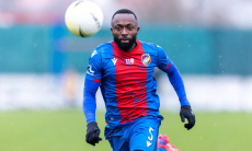 Известный африканский легионер официально перешел в КПЛ