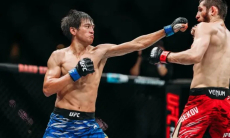 В России заявили о реванше после скандального боя Максум — Уланбеков в UFC 