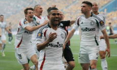 Европейский клуб потратит миллионы на перелет в Казахстан