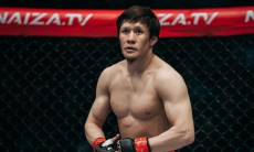 Наставник Жалгаса Жумагулова оценил его победу в титульном бою европейского промоушна