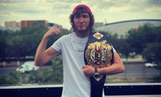 Наставник казахстанского бойца объяснил поражение своего подопечного от Мохаммеда Хейбати