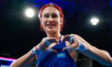 Вице-чемпионка мира из Казахстана победила на старте домашнего Кубка мира по боксу