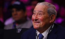 Промоутер Алимханулы назвал нового короля полусреднего веса