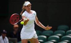 Разгромом обернулся первый матч Елены Рыбакиной на Уимблдоне-2025