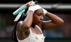 Вторая ракетка мира сенсационно вылетела с Уимблдона после старта Елены Рыбакиной