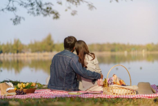 Как казахстанцам устроить романтическое свидание и не потратить ни тенге