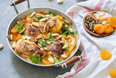 Гастроэнтеролог посоветовала пожилым людям несколько продуктов